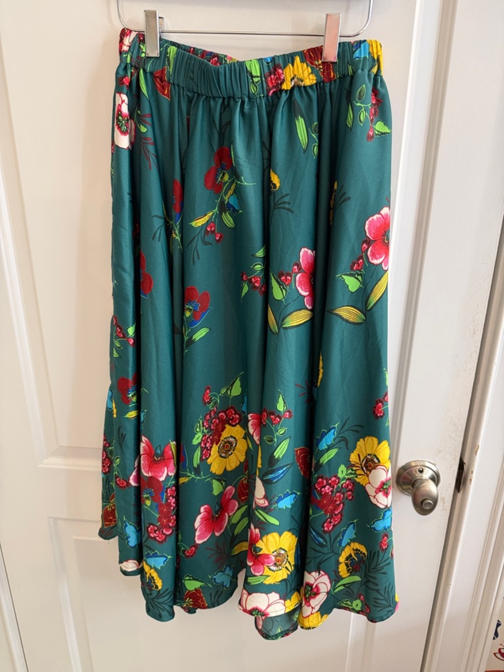 Gorgeous Anthropologie silky satin Teal Elastic-Waist Maxi Skirt